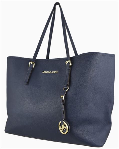 bolsa michael kors azul marino|azul marino cmyk.